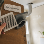 VMC extracteur d’air pour humidité : choix silencieux en salle d’eau