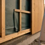 Mur en bois exterieur avec OSB 12 mm, pare-pluie et bardage bois